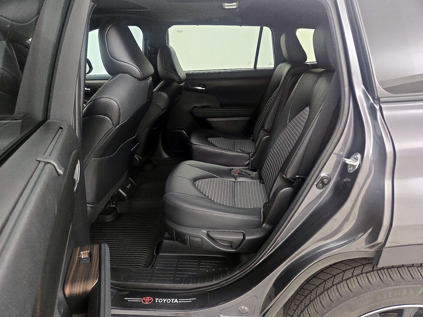 Rear Air Conditioning