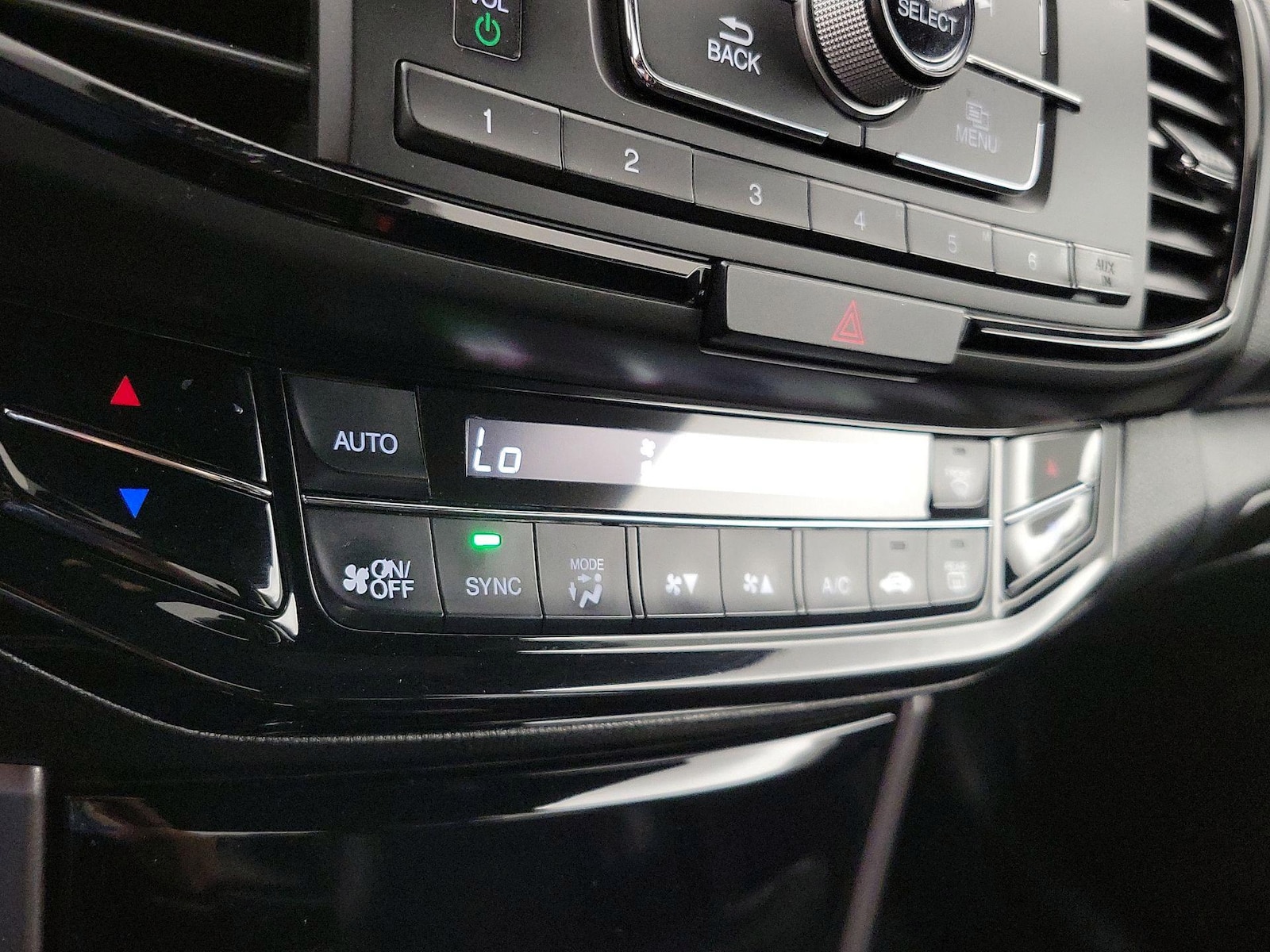 2017 Honda Accord Sport - Photo 17