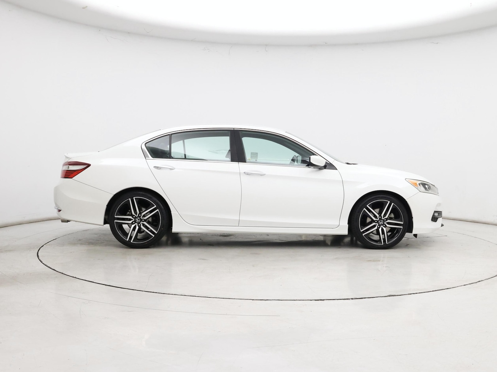 2017 Honda Accord Sport - Photo 8