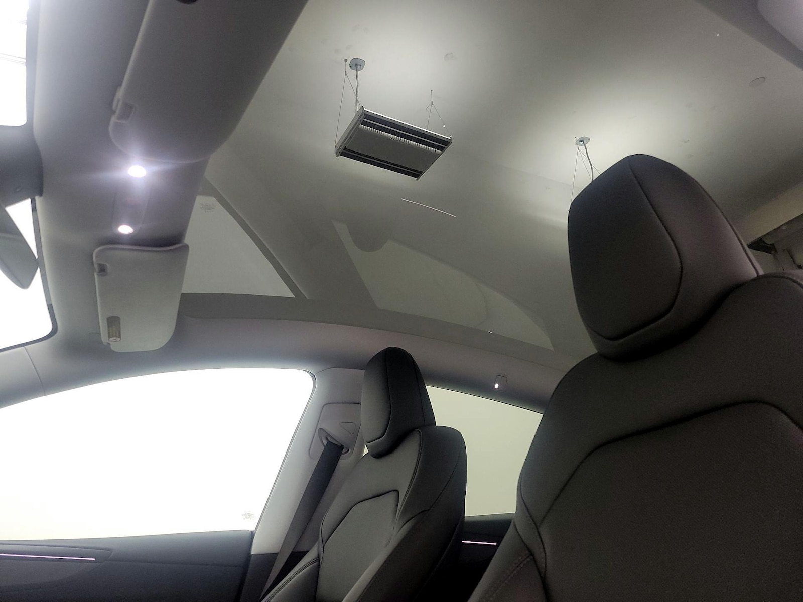 Skylight(s) & Overhead Airbags
