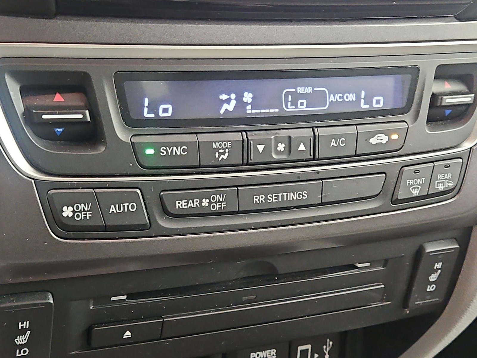 2017 Honda Ridgeline RTL-T - Photo 17