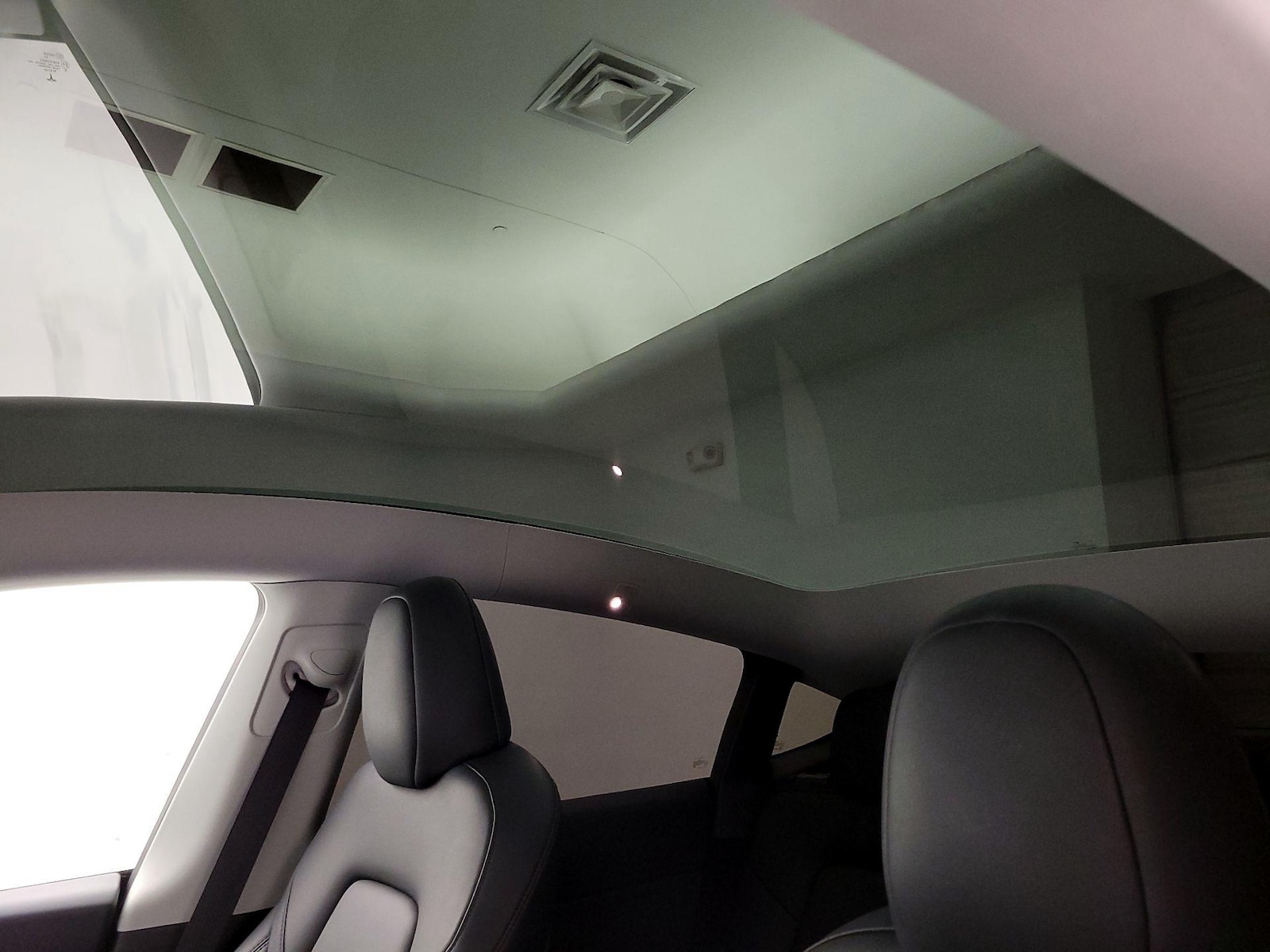 Skylight(s) & Overhead Airbags