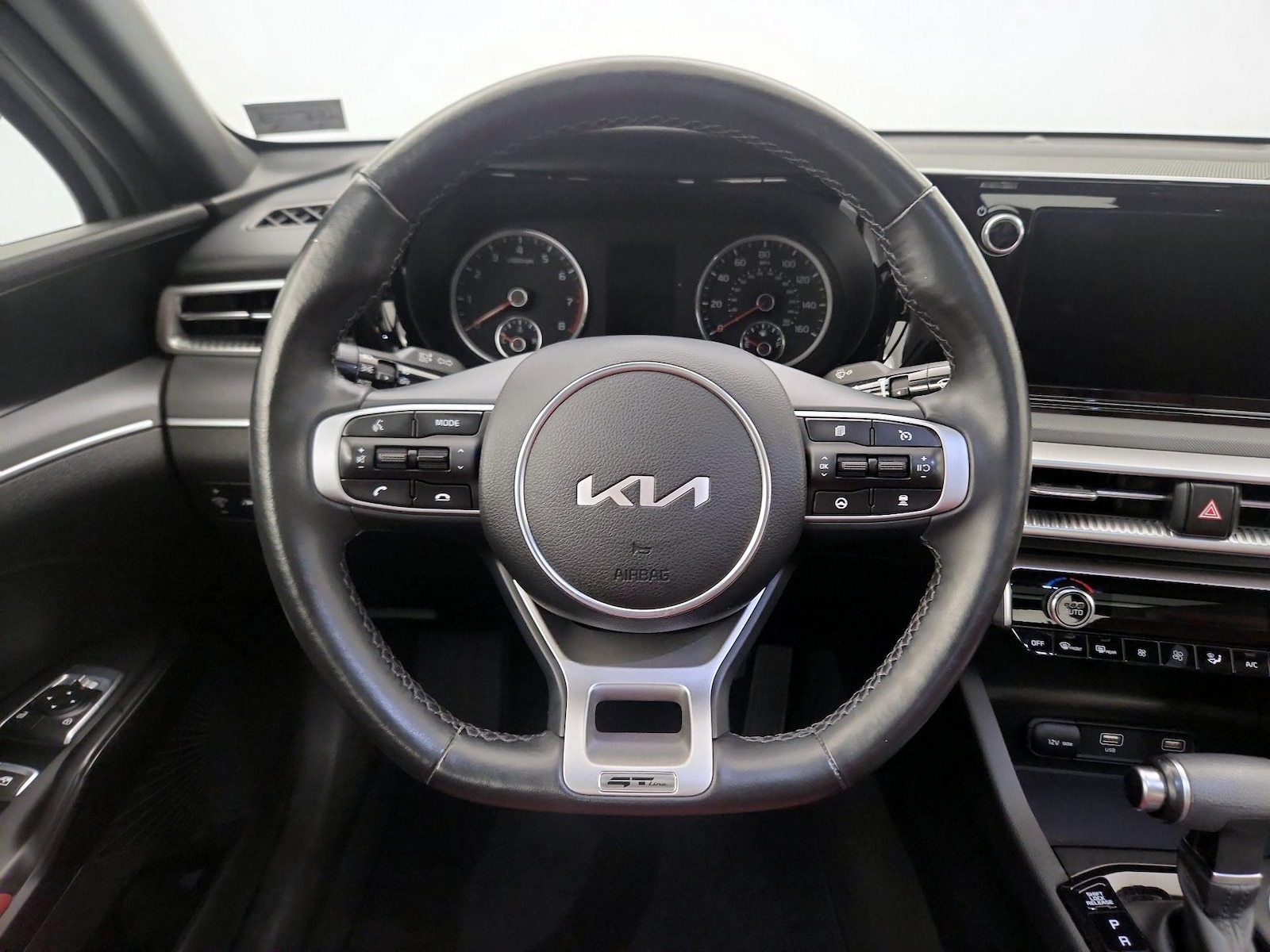 2023 Kia K5 GT-Line - Photo 11