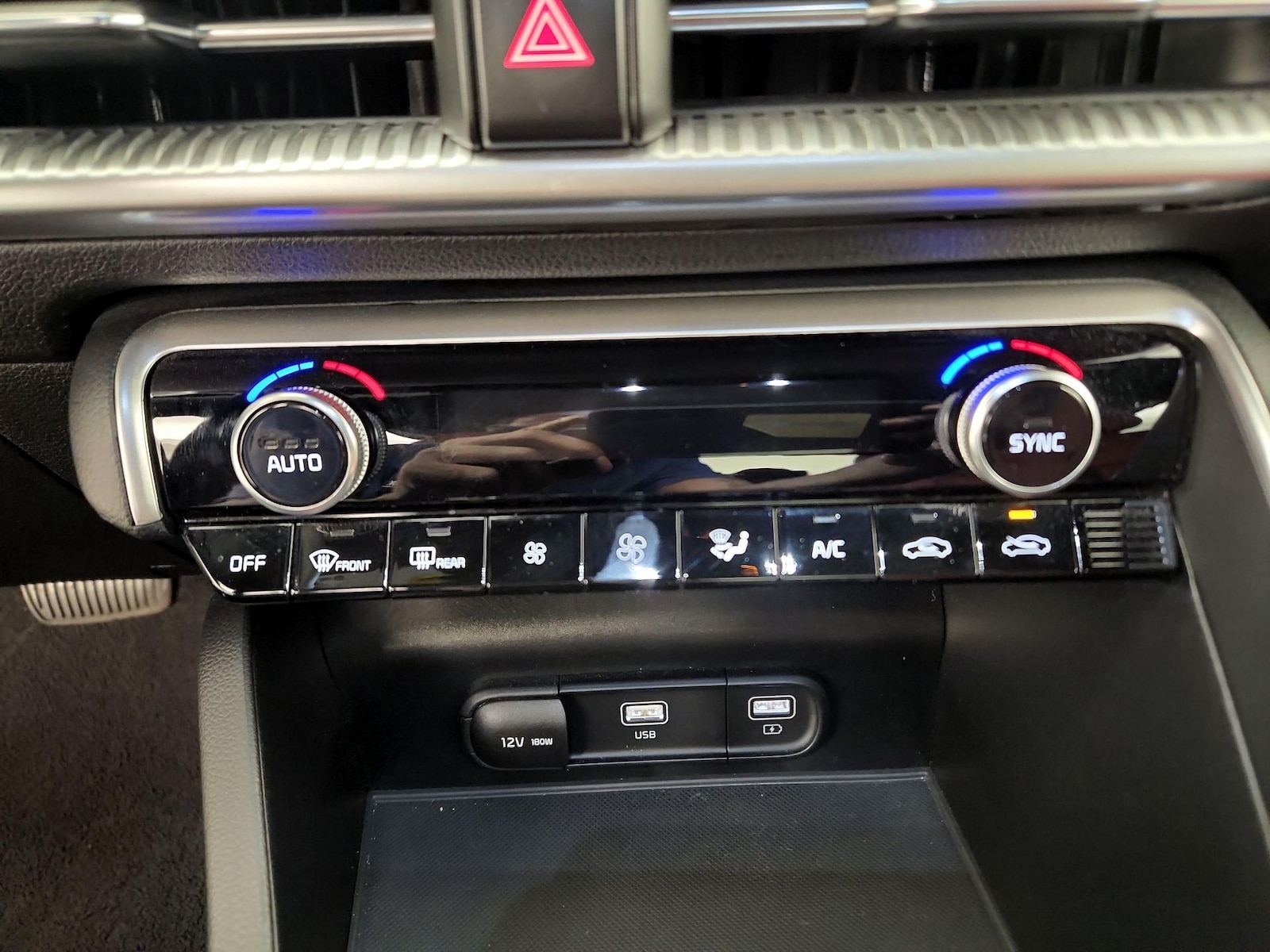 2023 Kia K5 GT-Line - Photo 18