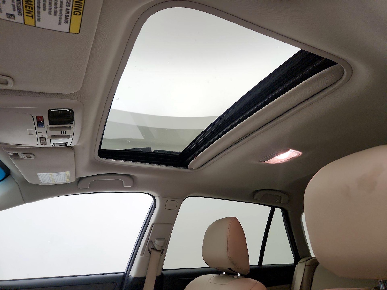 Sunroof(s) & Overhead Airbags