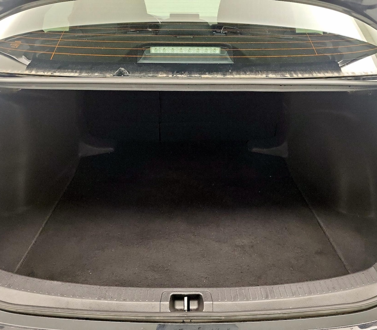 Trunk/Cargo (Seats Up)