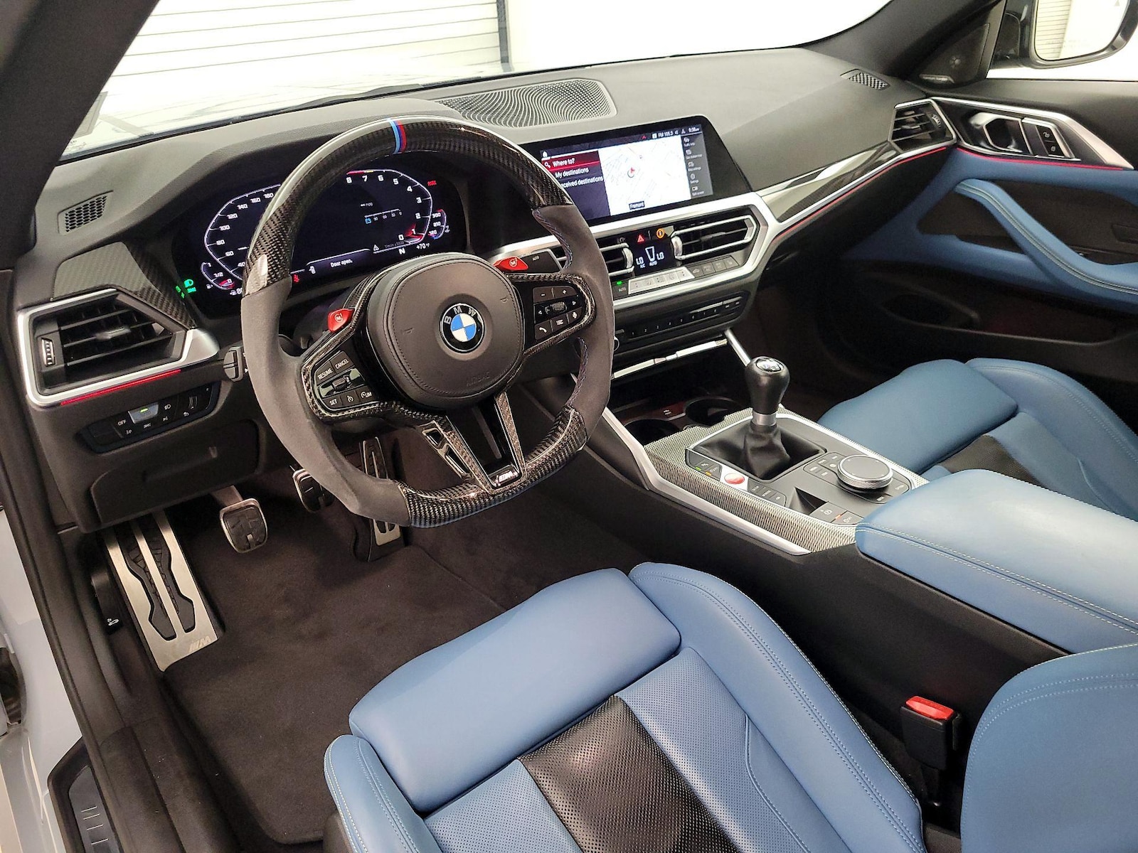 Apple CarPlay® & Android Auto™