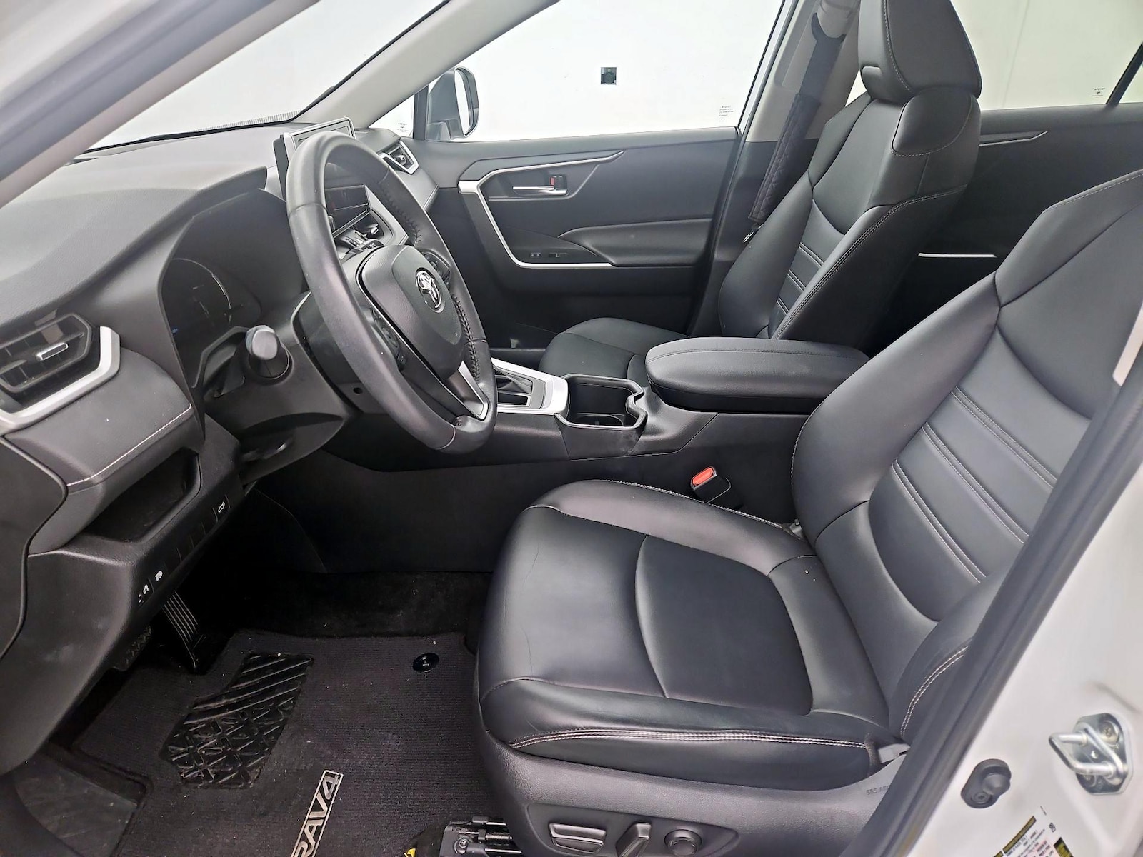 Power Seat(s) & Side Airbags
