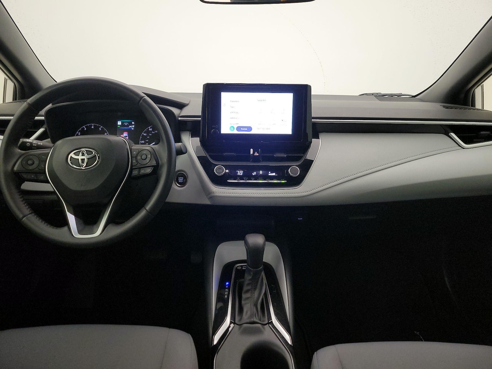 2023 Toyota Corolla SE - Photo 10