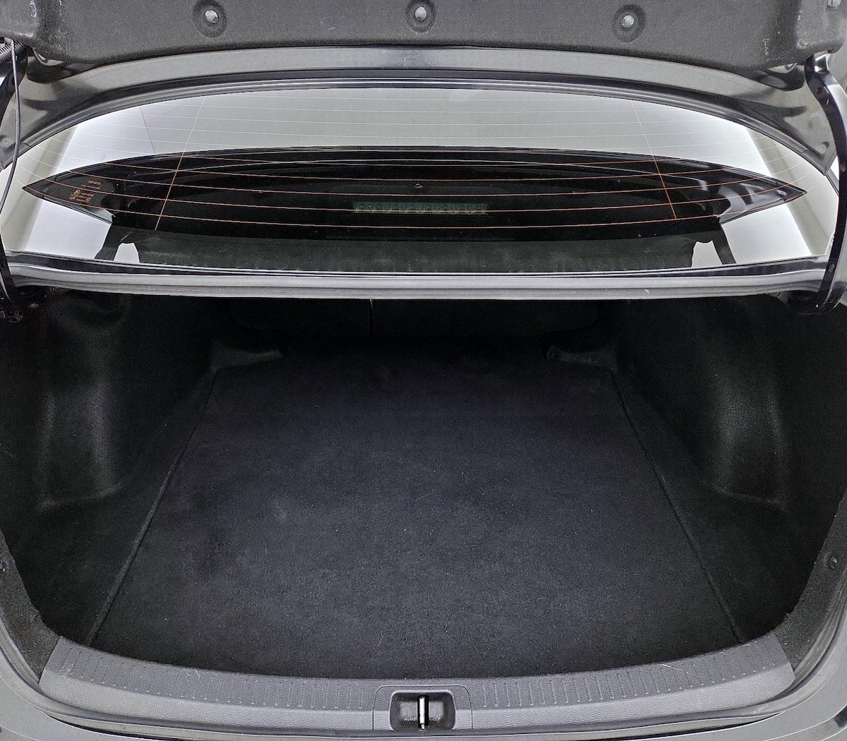 Trunk/Cargo (Seats Up)