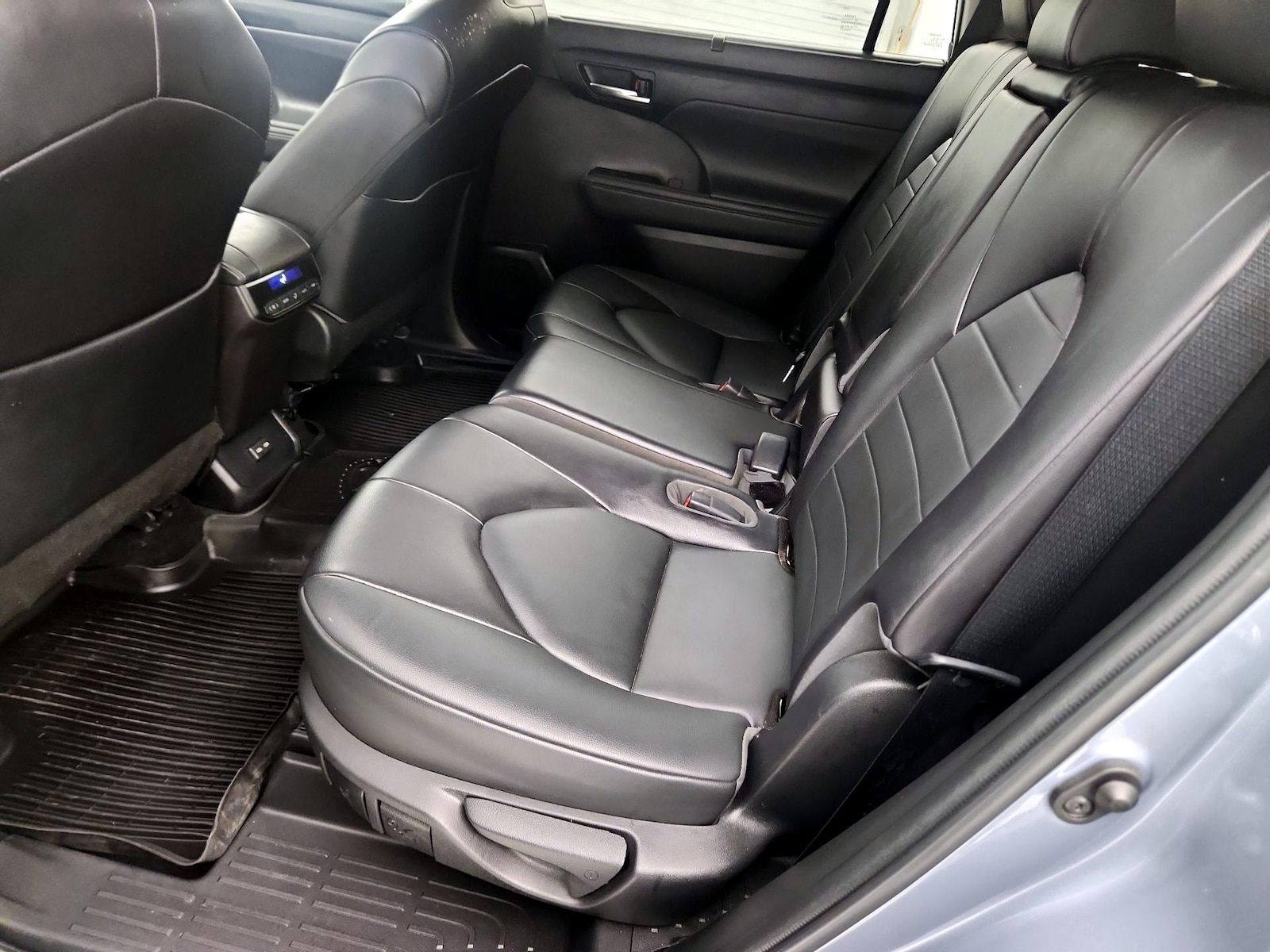 Rear Air Conditioning