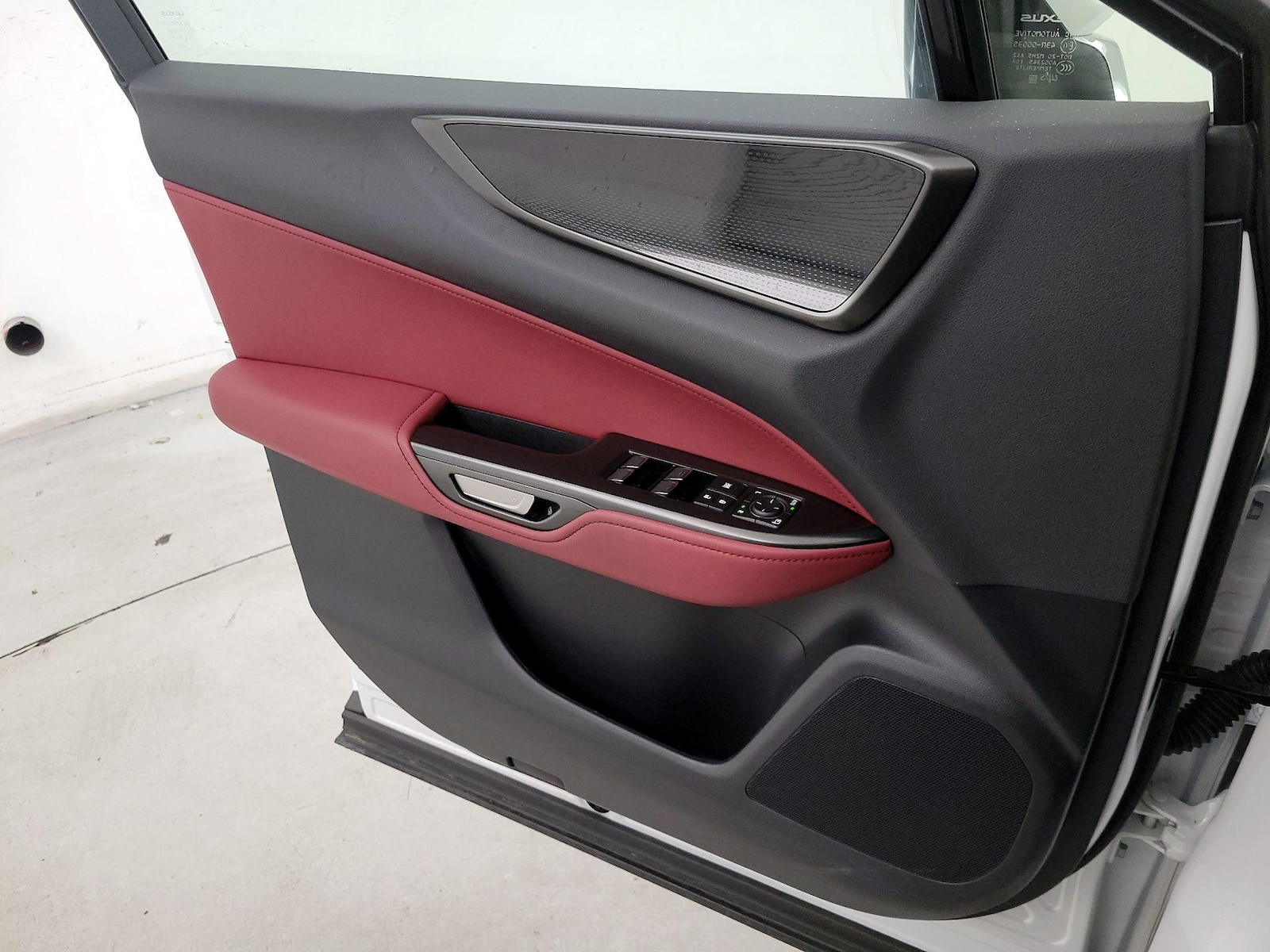 2022 Lexus NX 350 - Photo 13