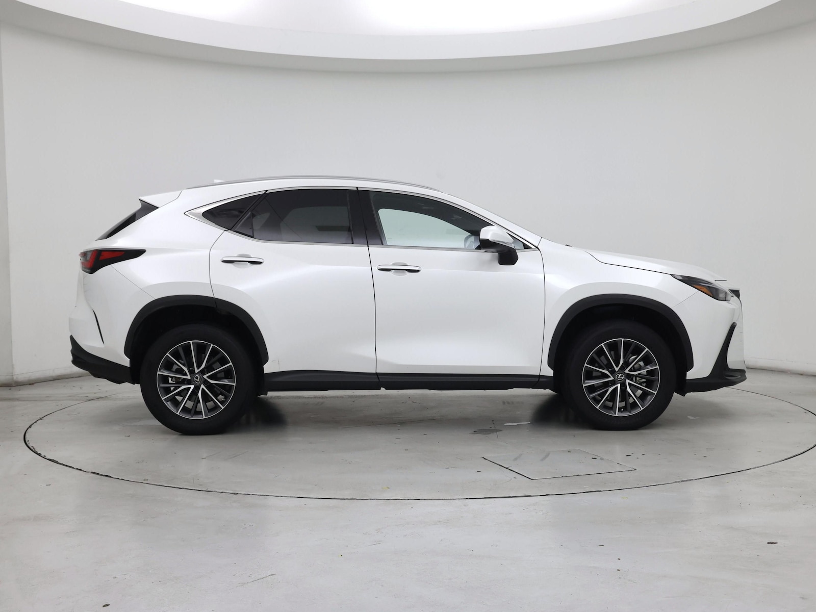 2022 Lexus NX 350 - Photo 8