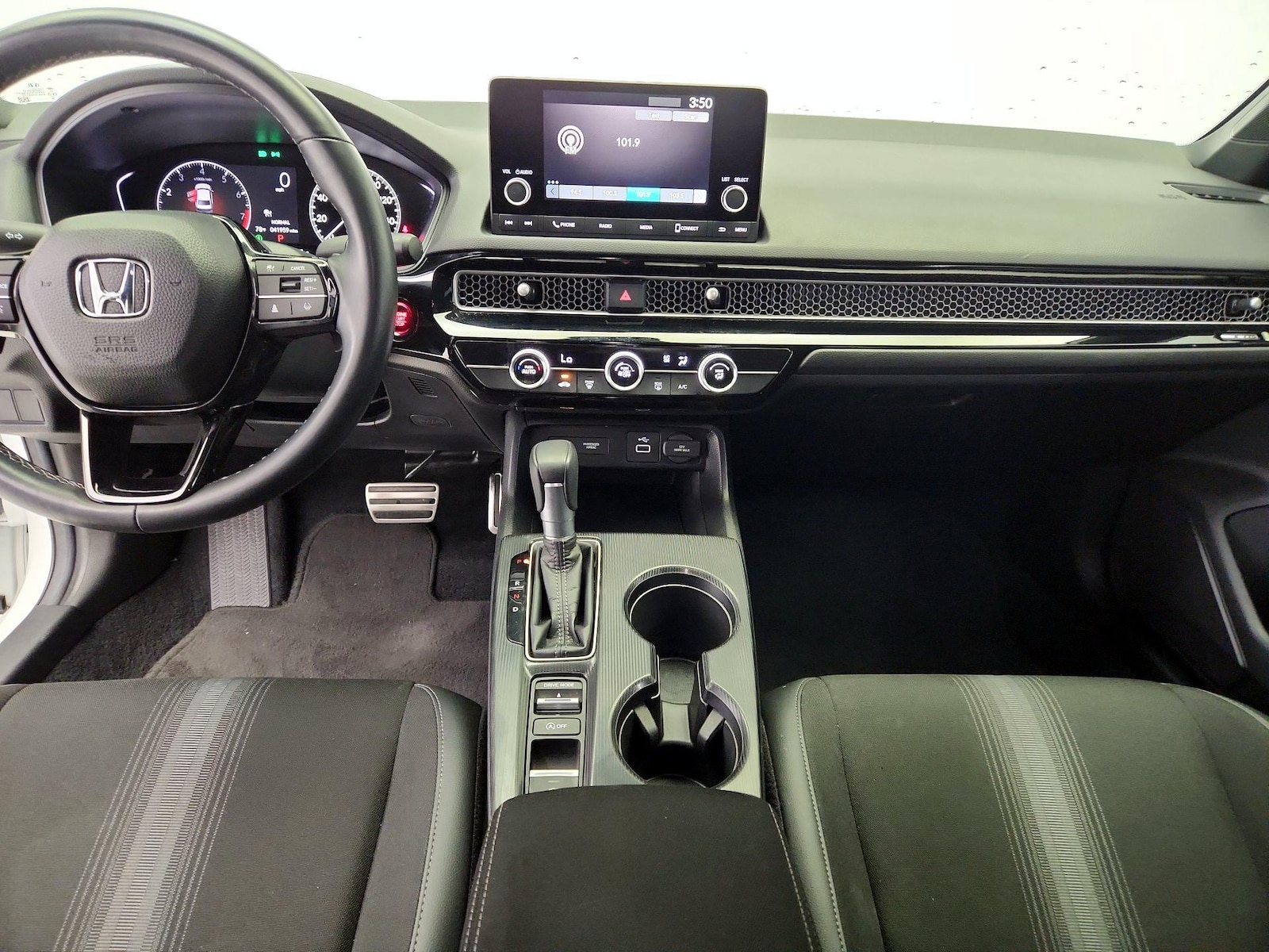 Apple CarPlay® & Android Auto™