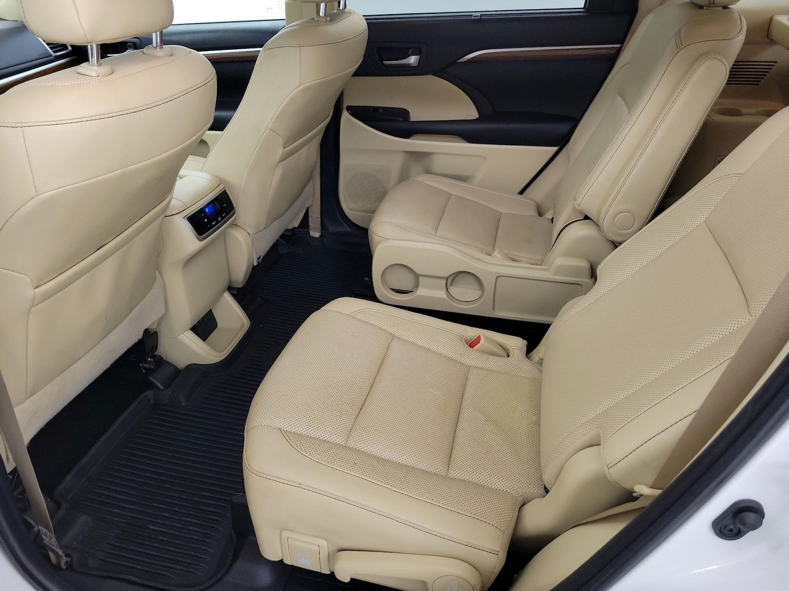 Rear Air Conditioning