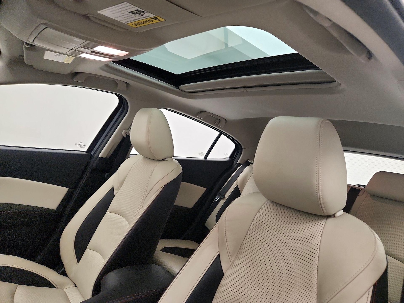 Sunroof(s) & Overhead Airbags
