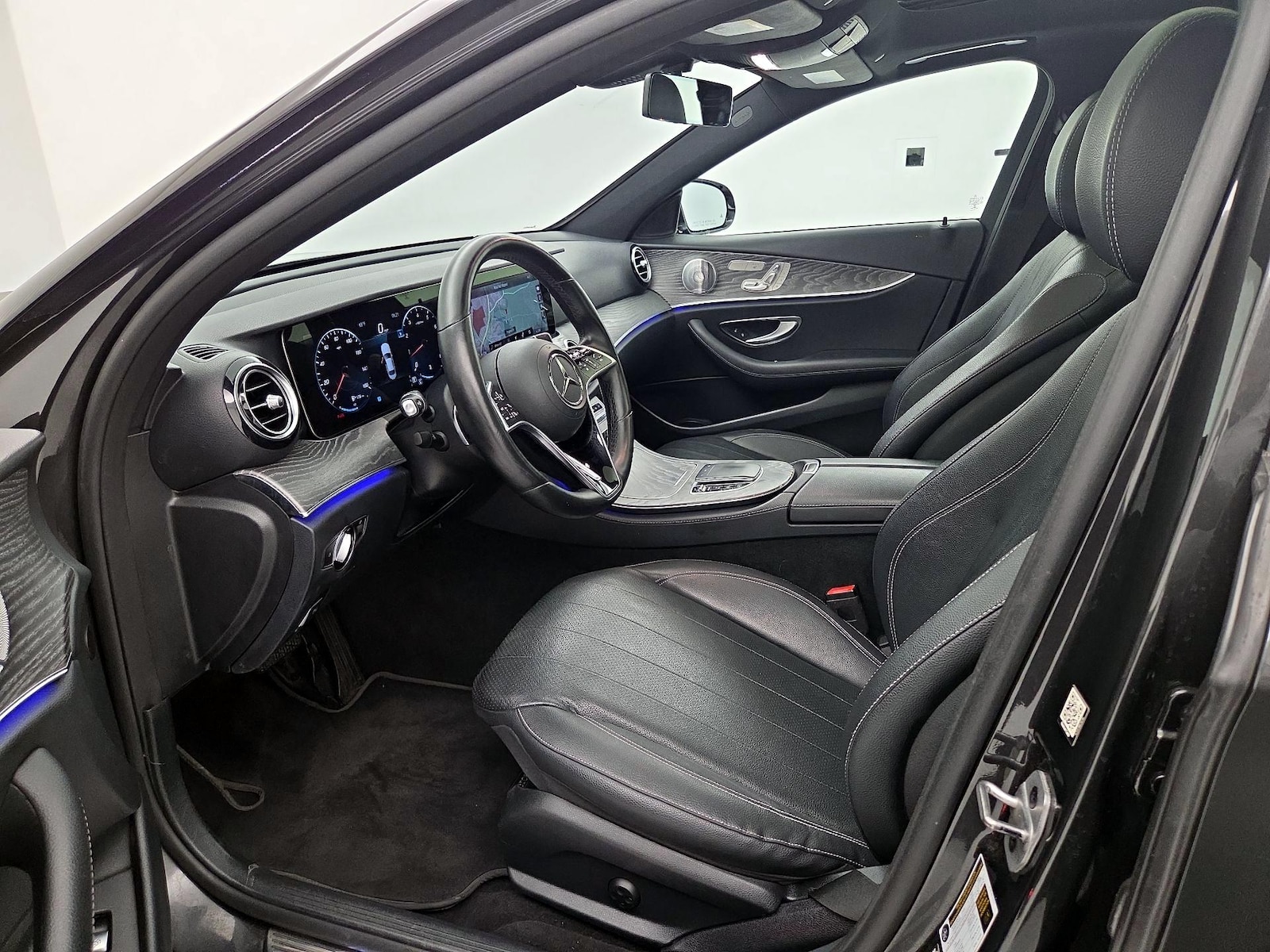 Power Seat(s) & A/C Seat(s)