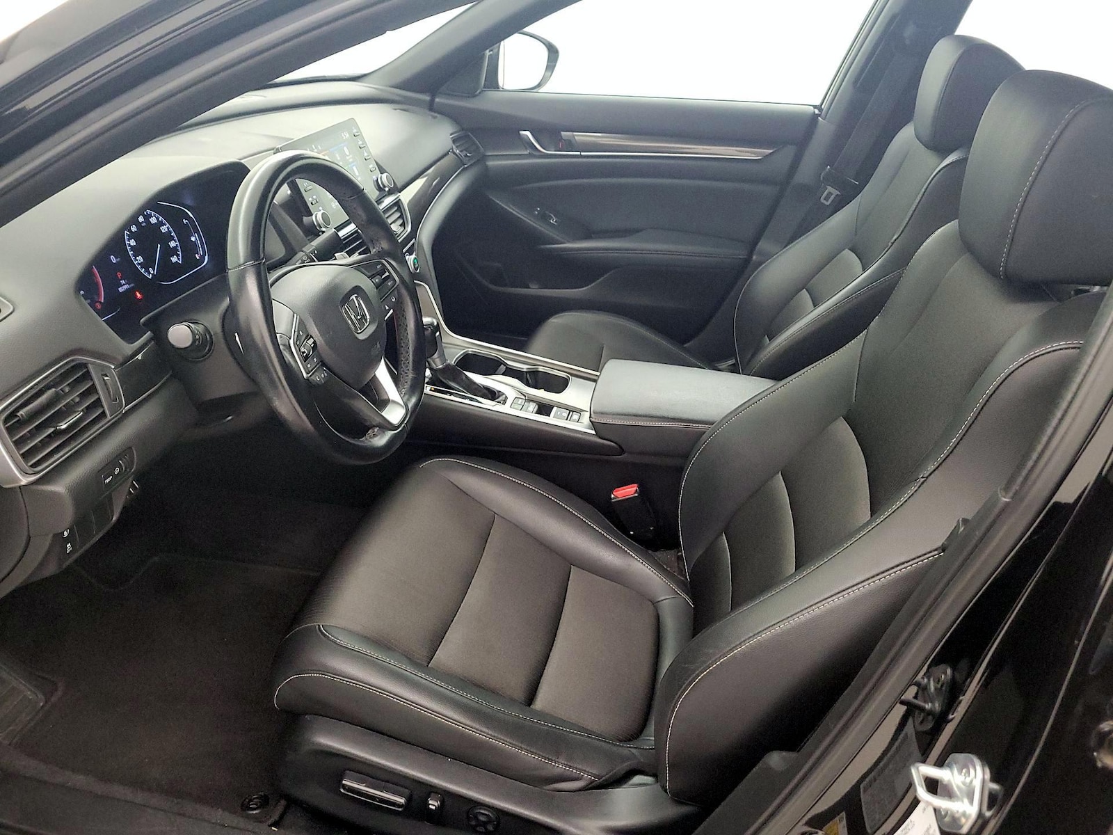 Power Seat(s) & Side Airbags
