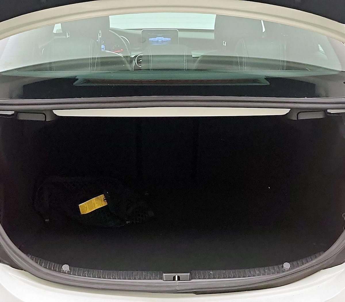 Trunk/Cargo (Seats Up)