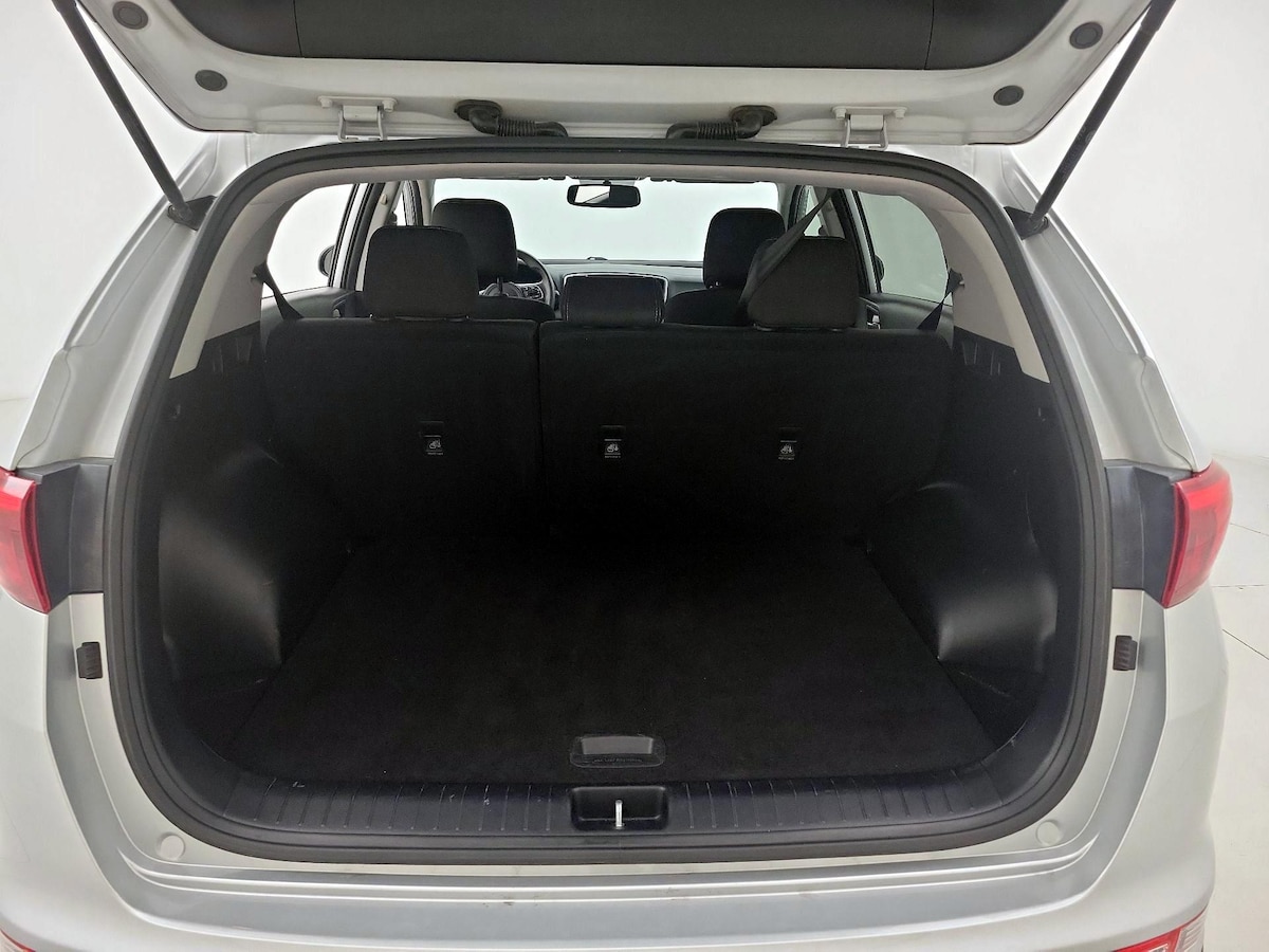 Trunk/Cargo (Seats Up)