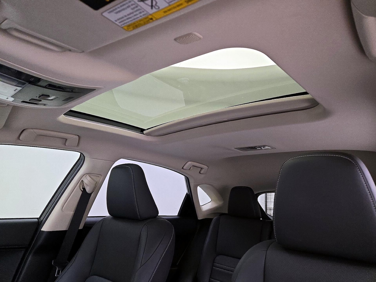 Sunroof(s) & Overhead Airbags