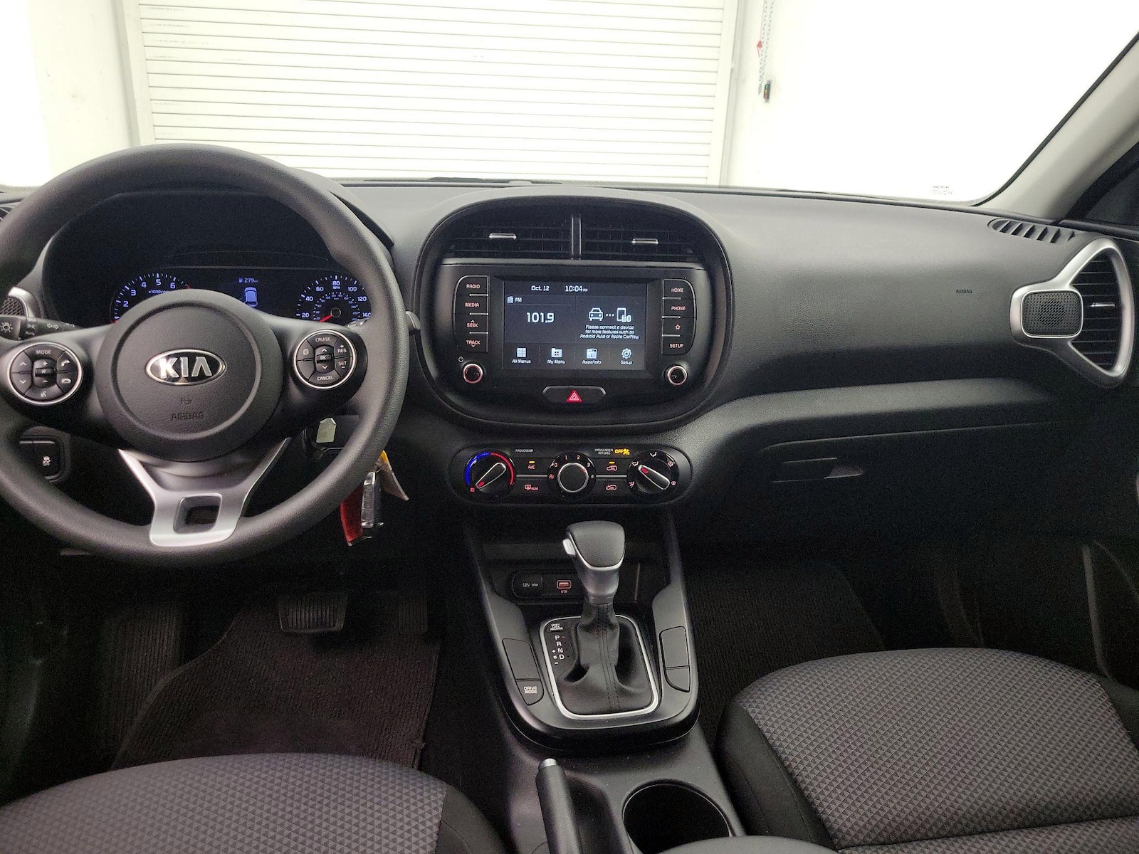 Apple CarPlay® & Android Auto™
