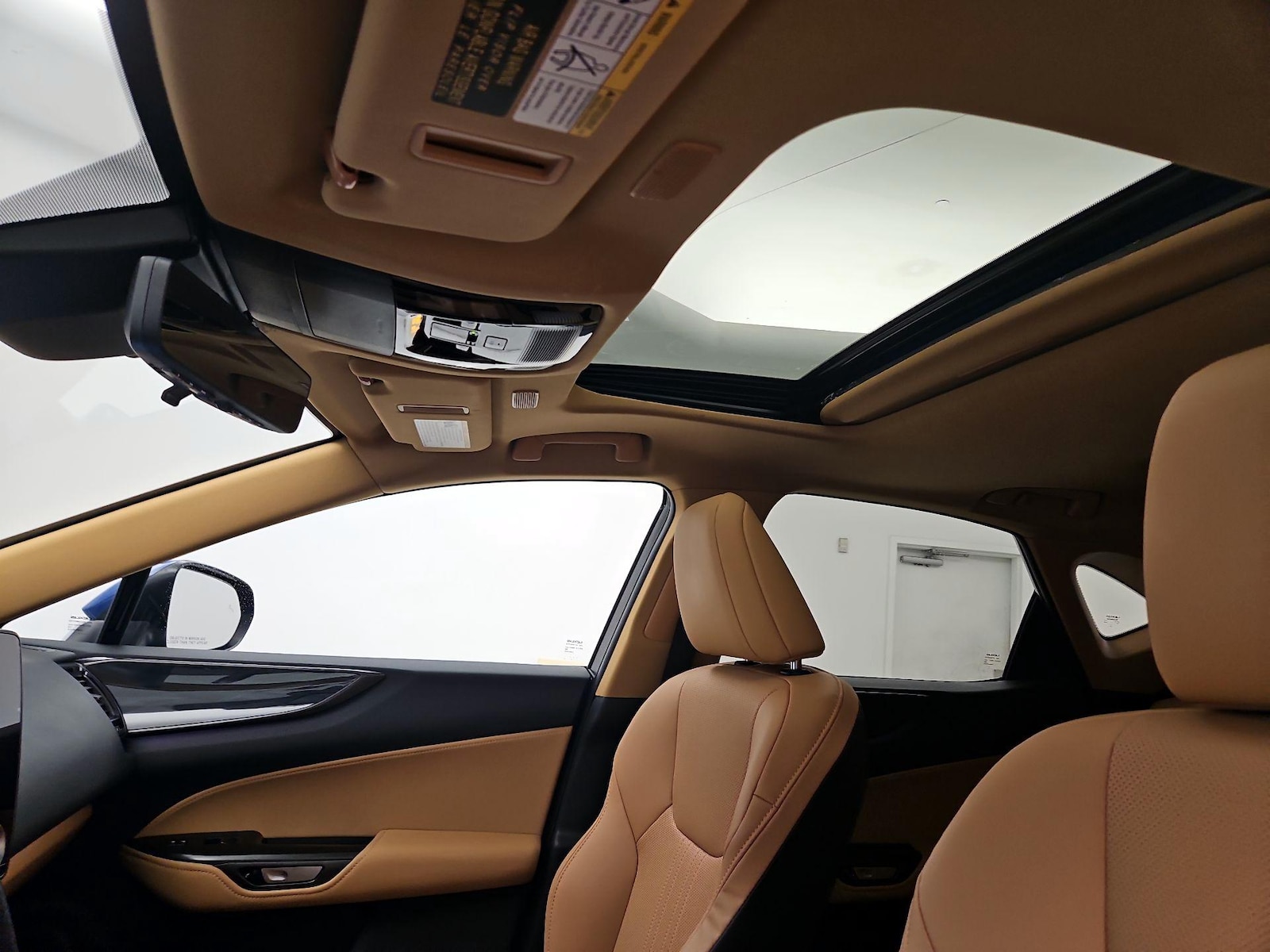 Sunroof(s) & Overhead Airbags