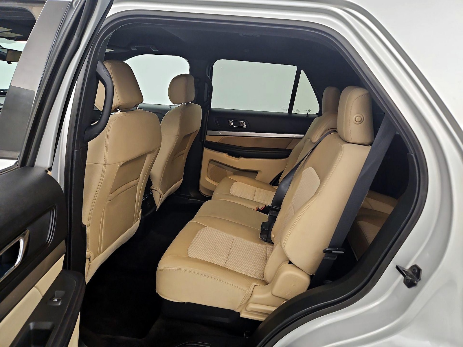 Rear Air Conditioning