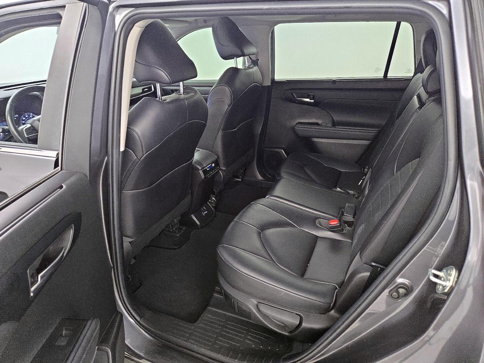 Rear Air Conditioning