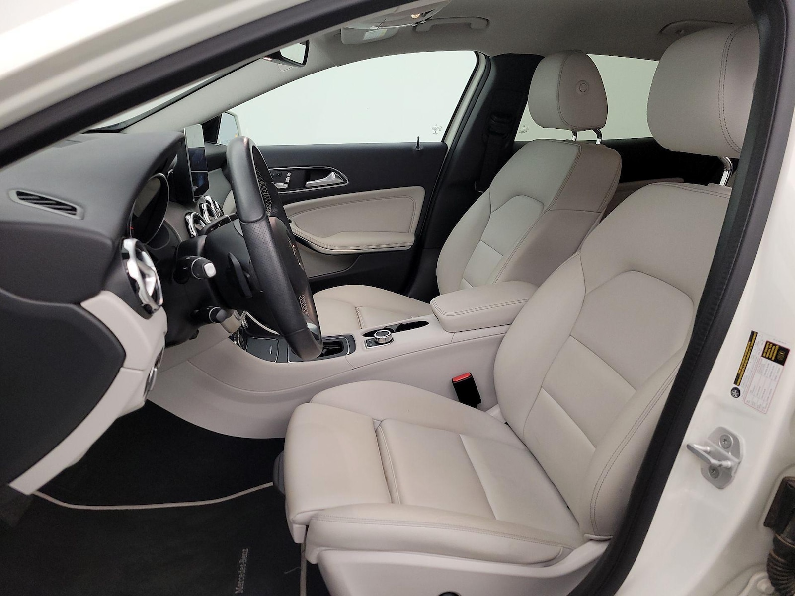 Power Seat(s) & Side Airbags