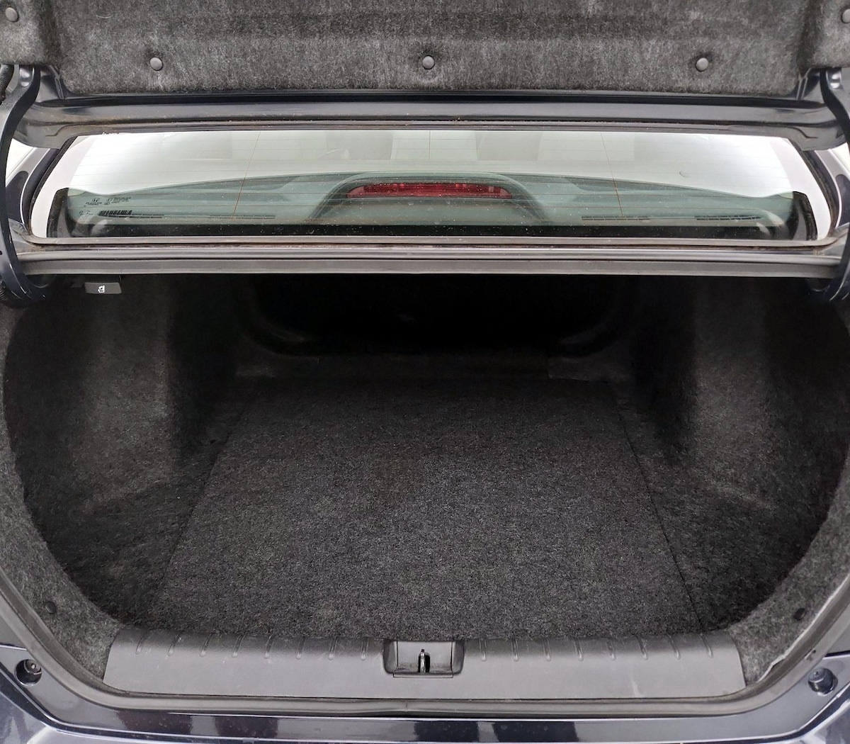 Trunk/Cargo (Seats Up)