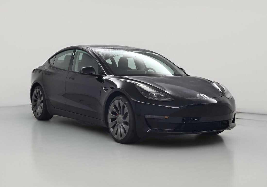 2021 Tesla Model 3 Performance in Black — CarMax photo