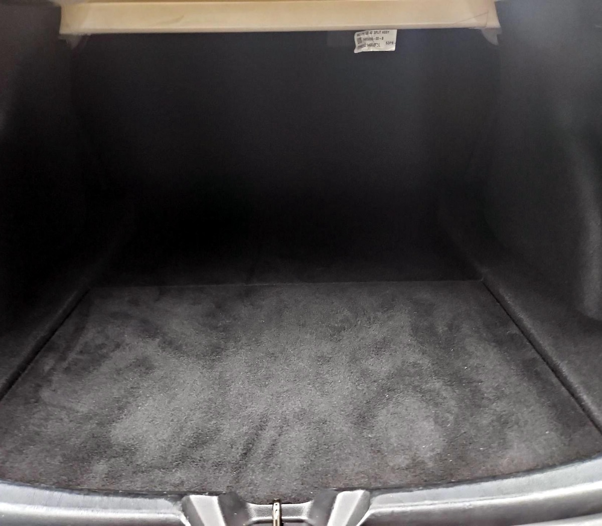 Trunk/Cargo (Seats Up)