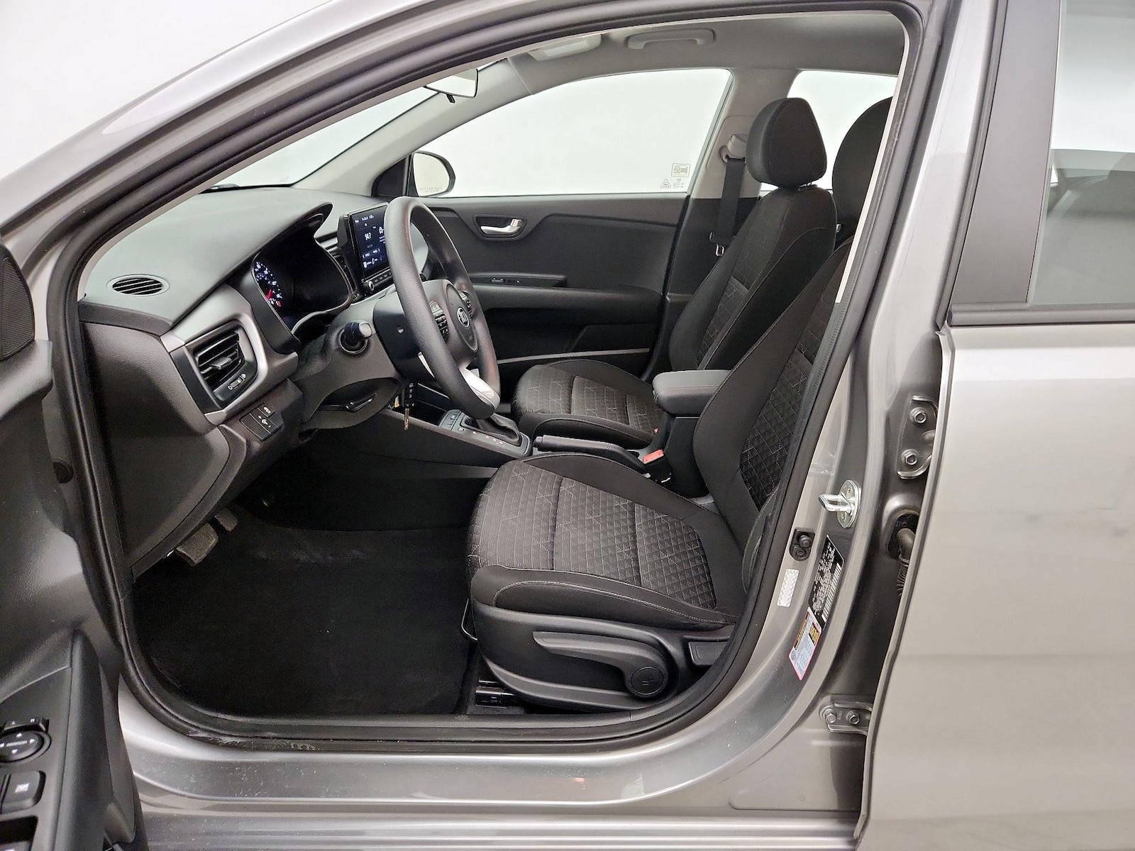 2021 Kia Rio S - Photo 12