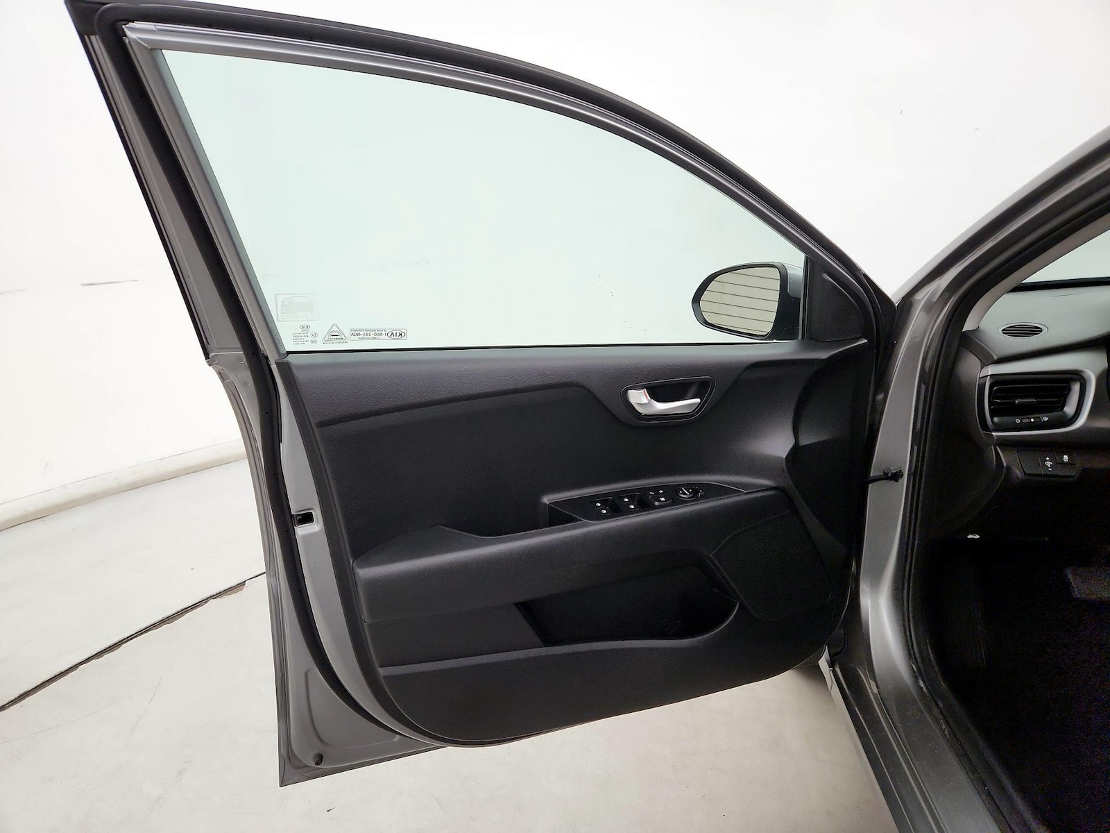 2021 Kia Rio S - Photo 13