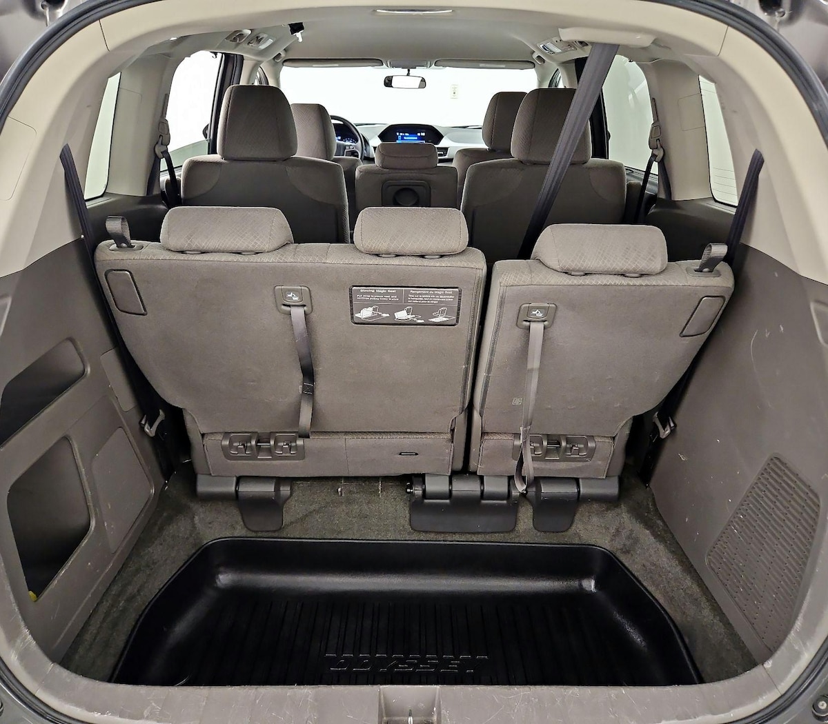 Trunk/Cargo (Seats Up)