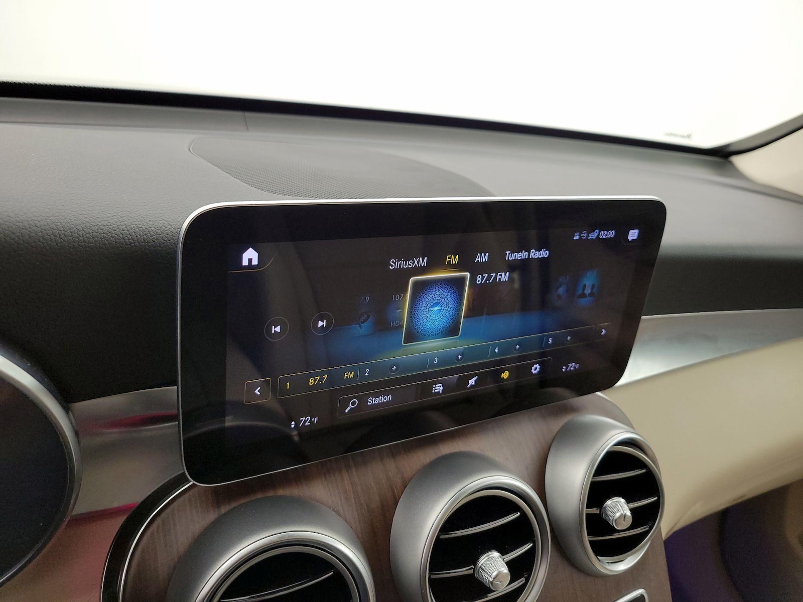 2021 Mercedes-Benz GLC GLC300 - Photo 16