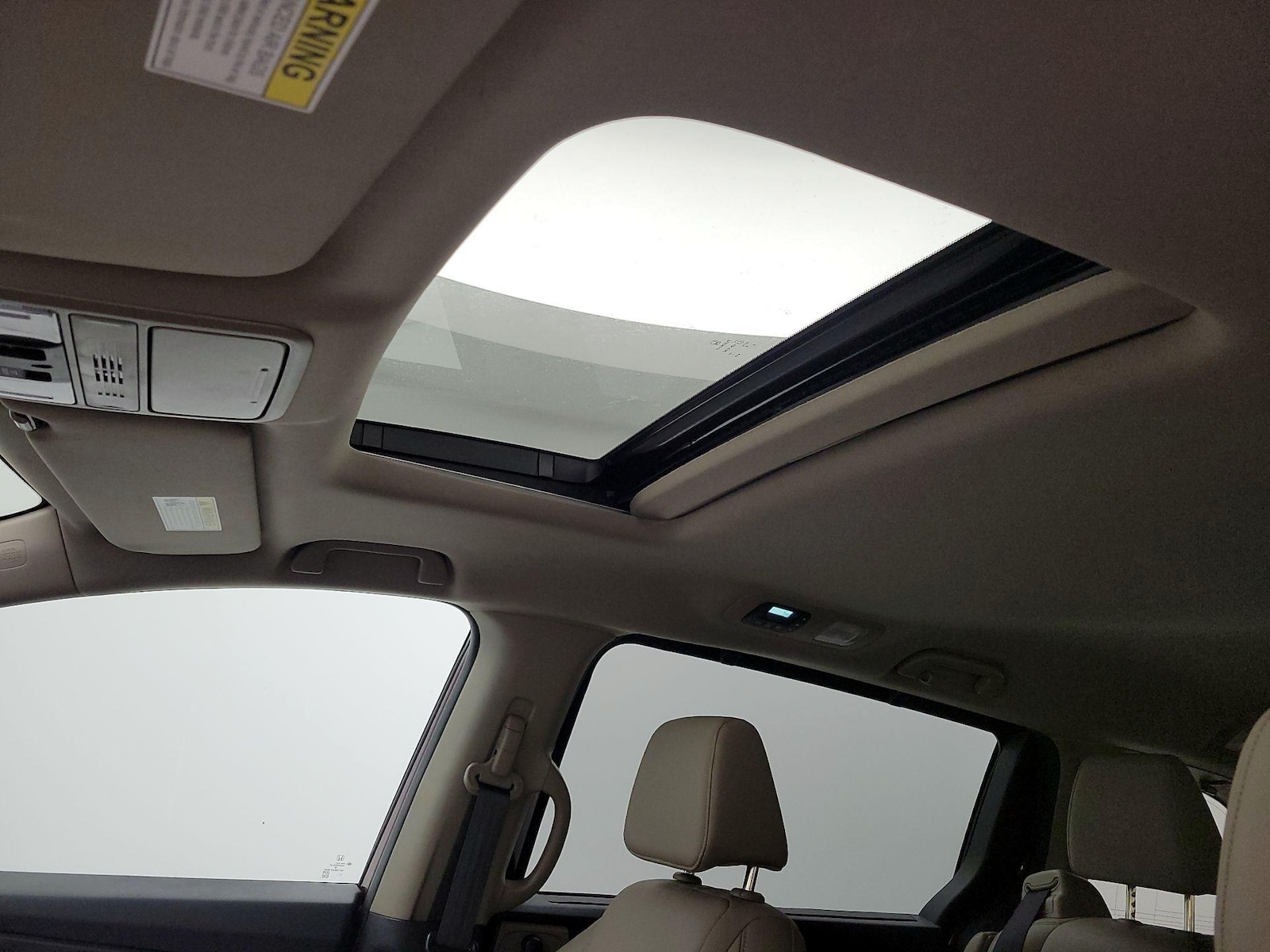 Sunroof(s) & Overhead Airbags