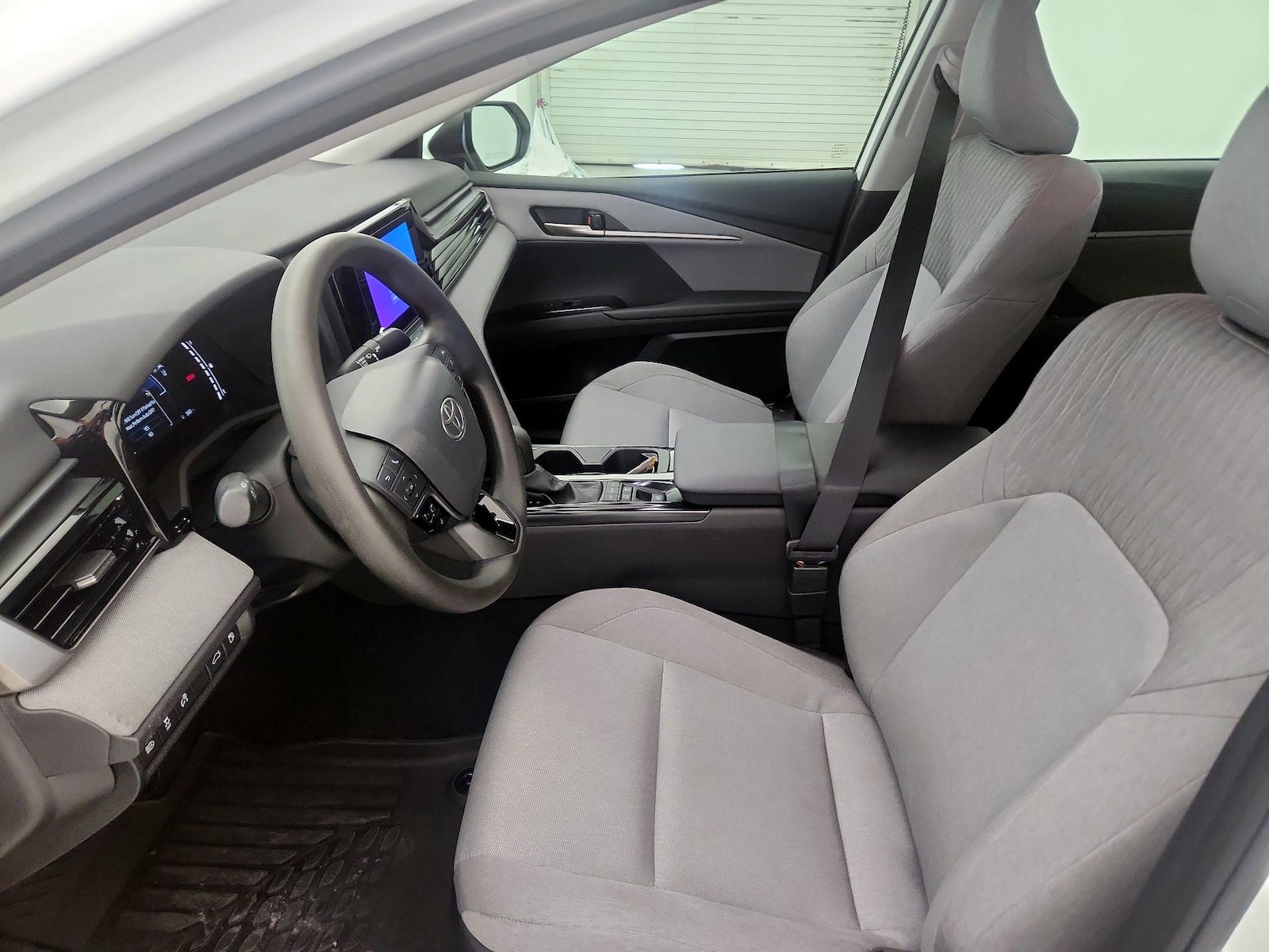 Power Seat(s) & Side Airbags