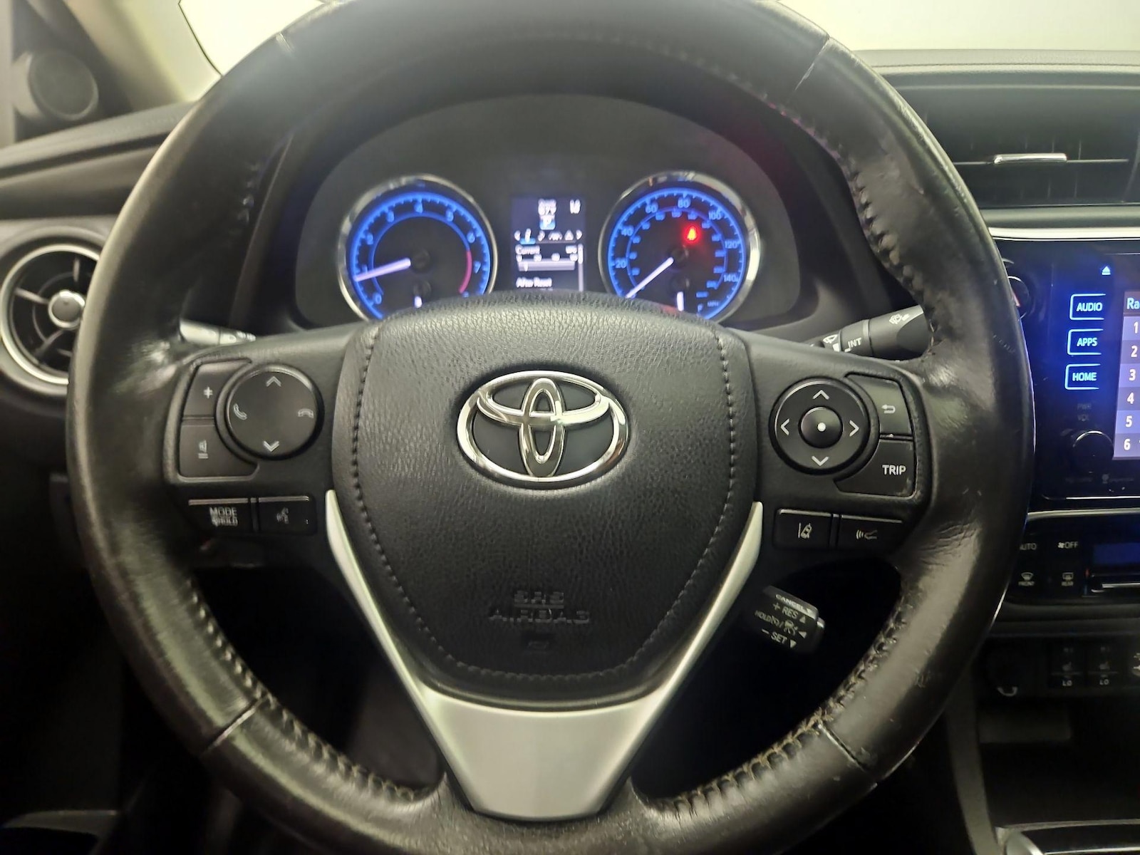 2017 Toyota Corolla XSE - Photo 11
