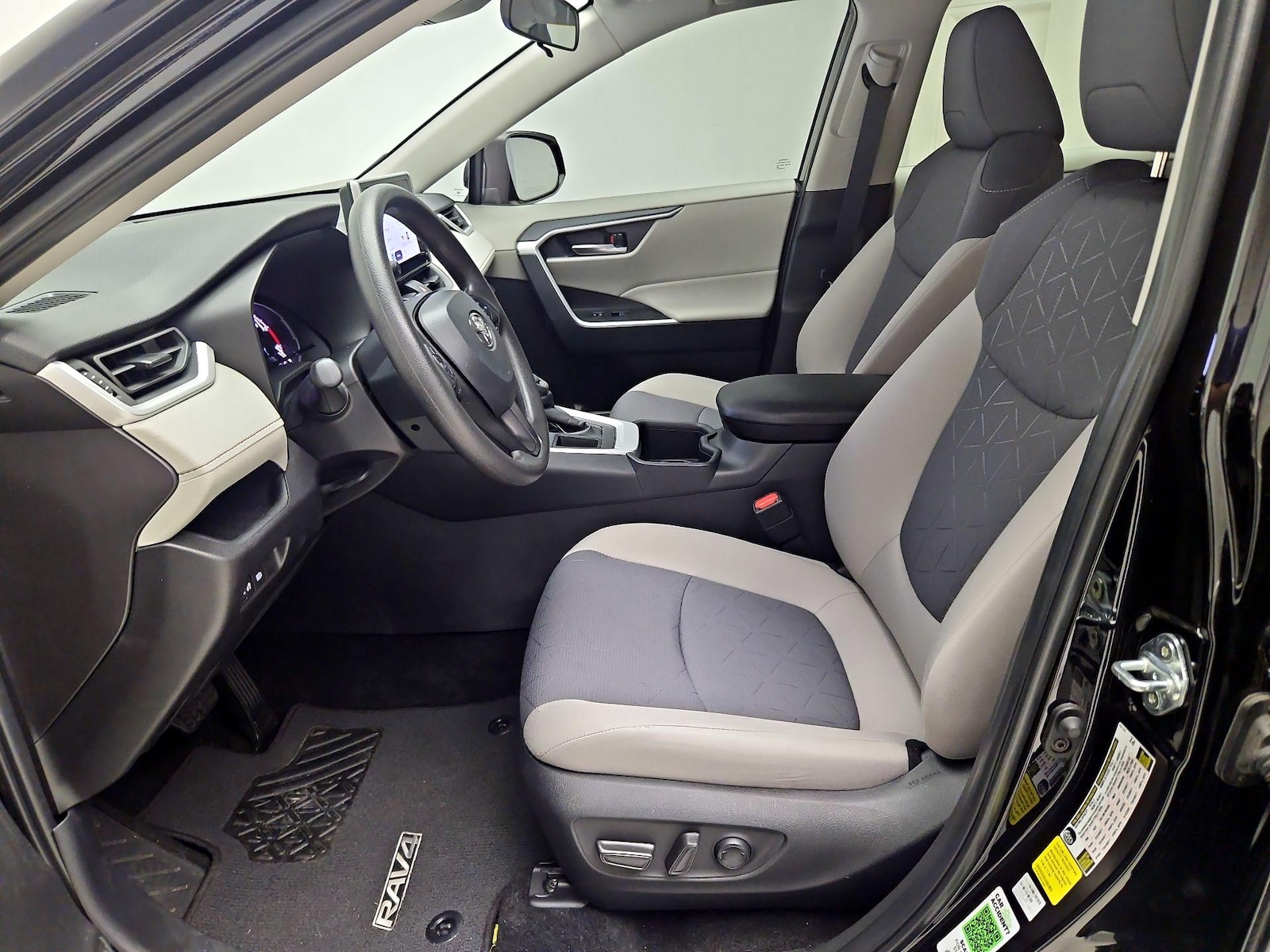 Power Seat(s) & Side Airbags