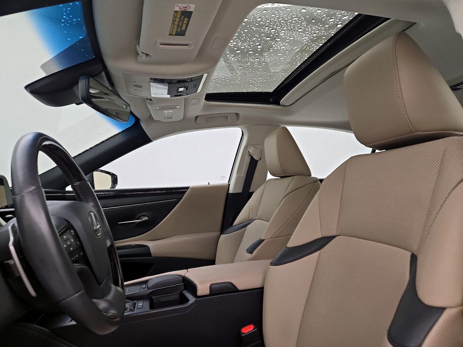 2019 Lexus ES 350 - Photo 20