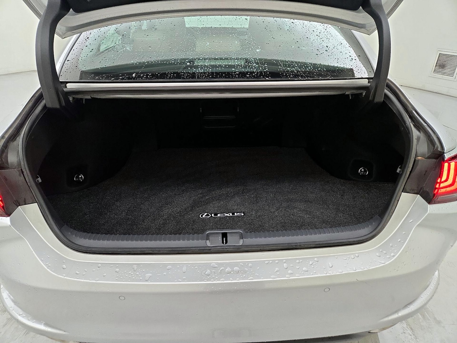2019 Lexus ES 350 - Photo 22