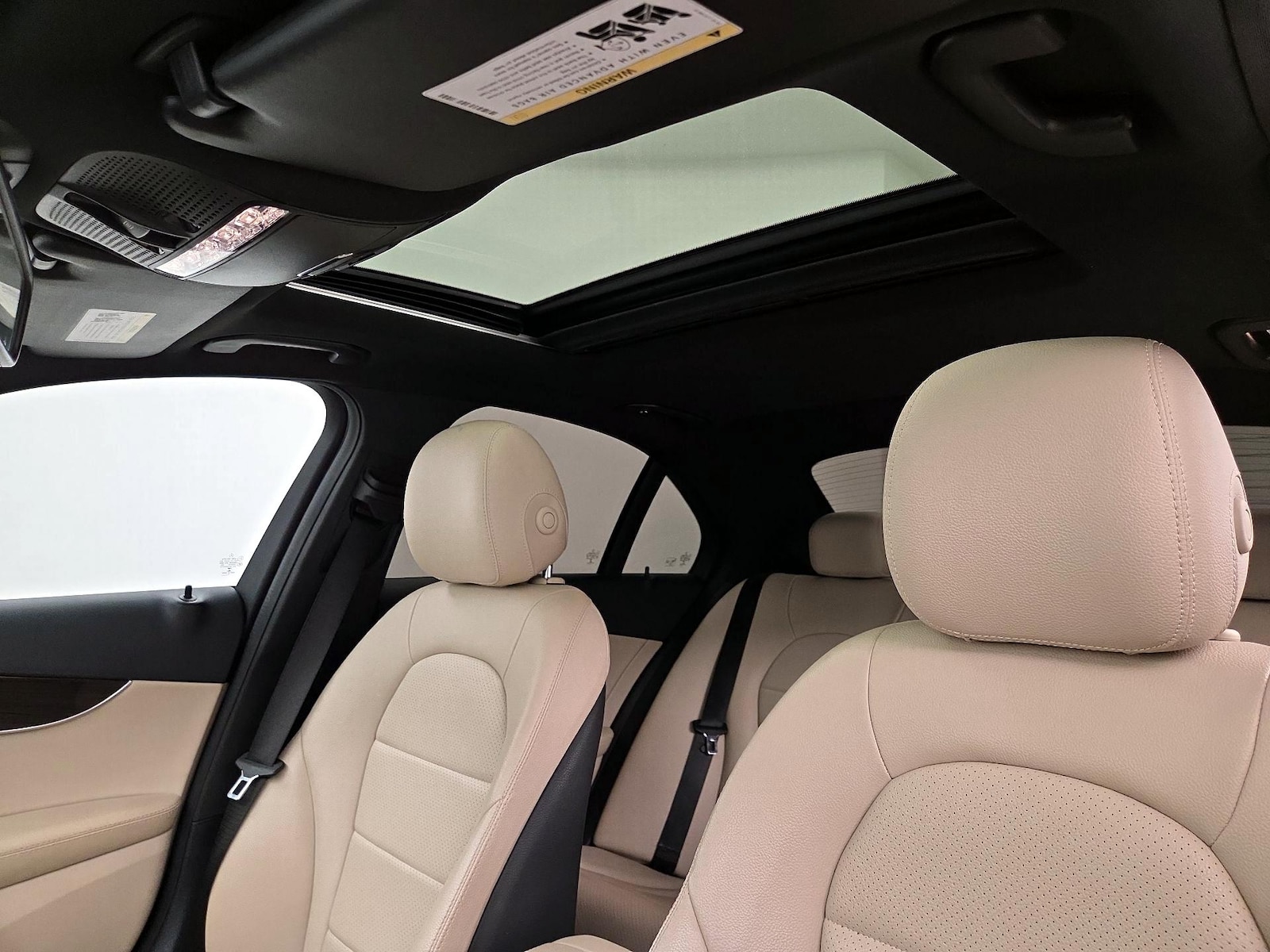 Sunroof(s) & Overhead Airbags