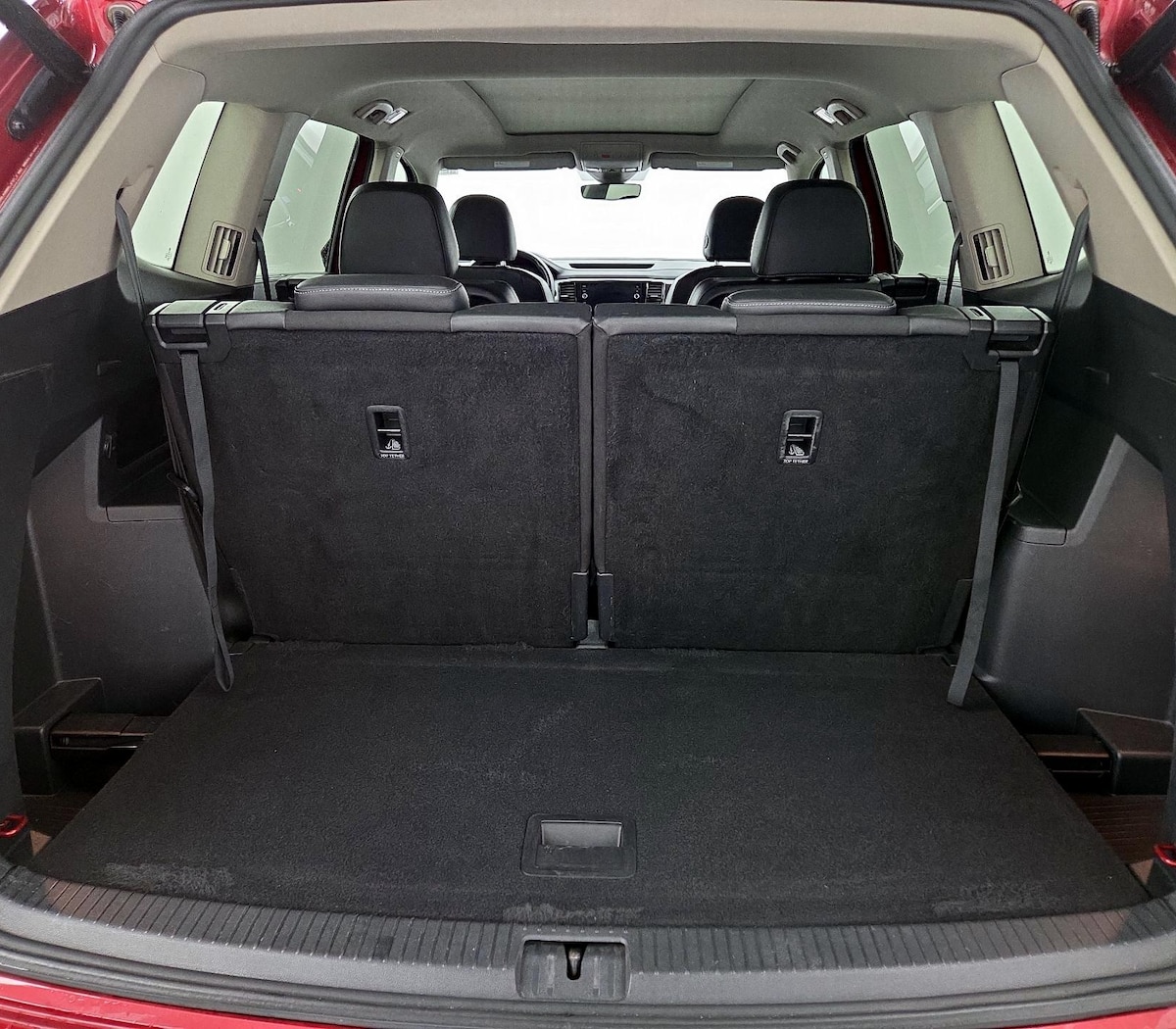 Trunk/Cargo (Seats Up)