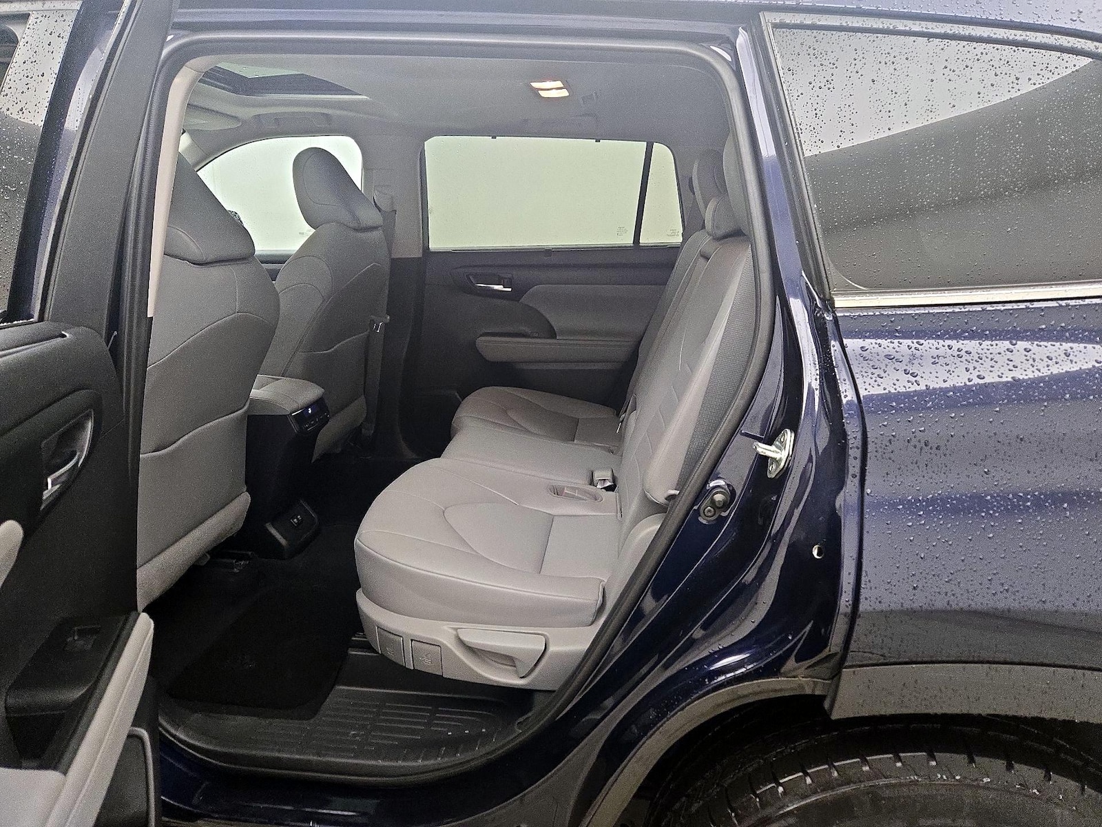 Rear Air Conditioning