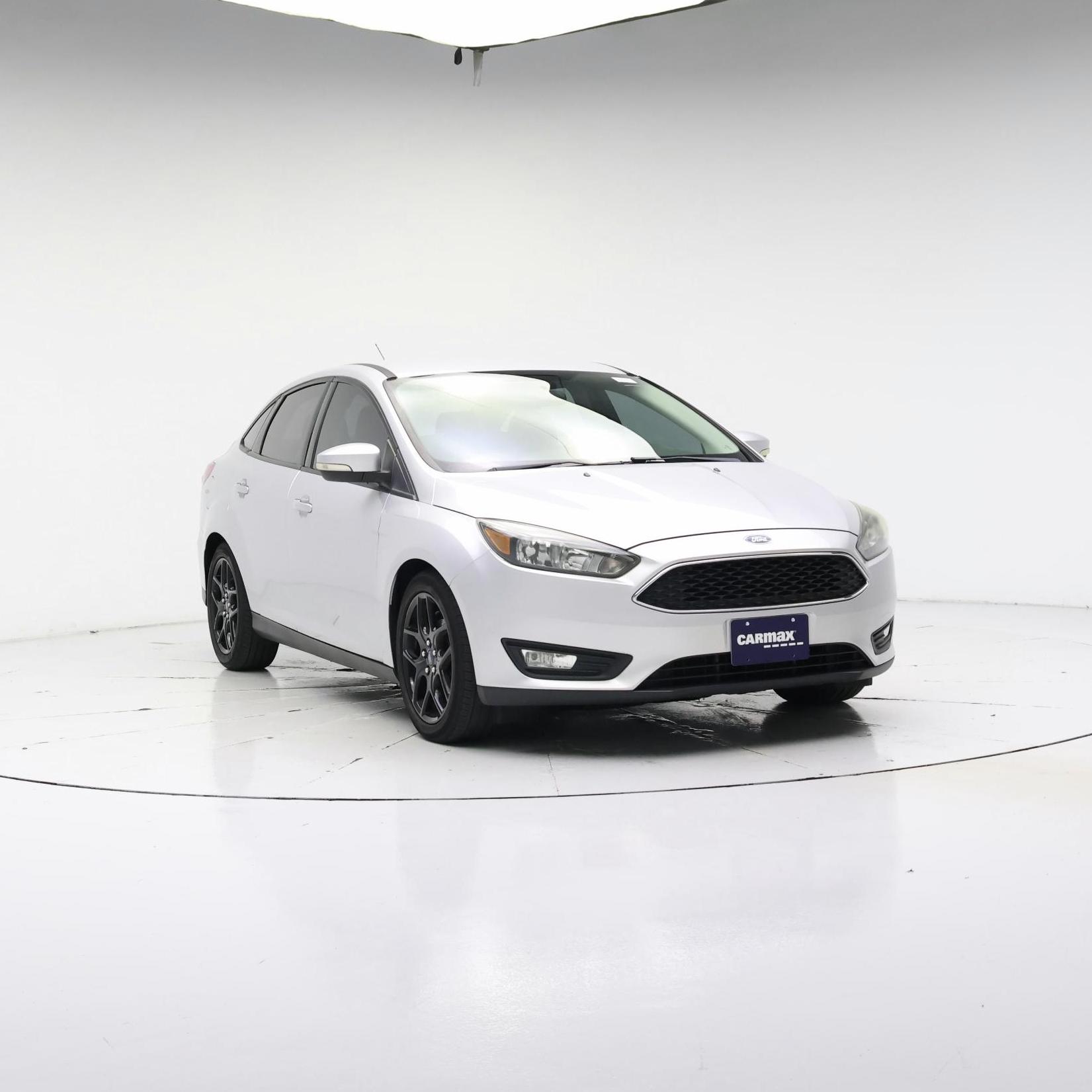 Silver 2016 Ford Focus Sedan Front-Wheel Drive Automatic
