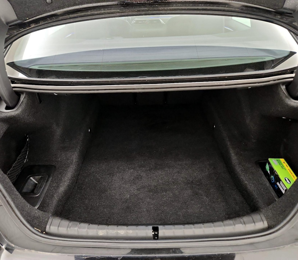 Trunk/Cargo (Seats Up)