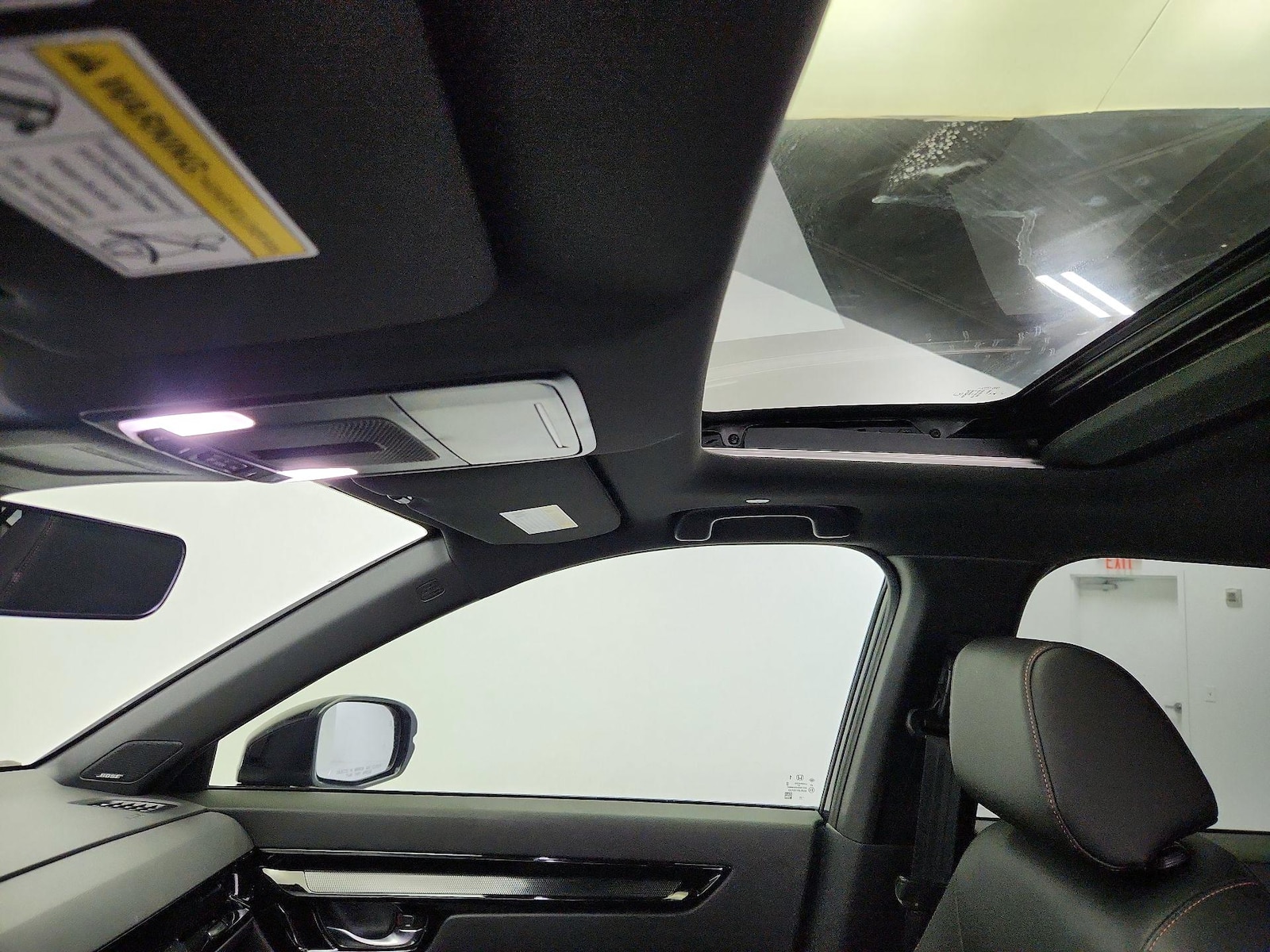 Sunroof(s) & Overhead Airbags