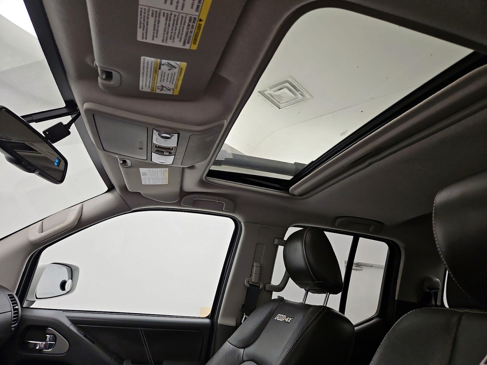Sunroof(s) & Overhead Airbags